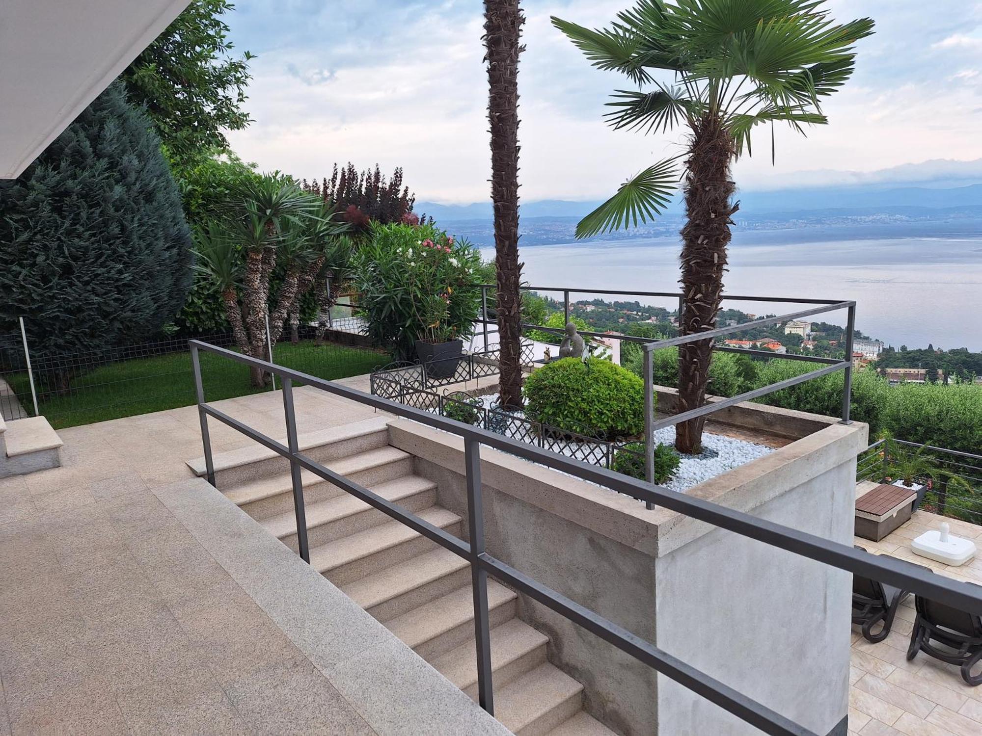 Villa Suzy-Apartments Suzana Lovran Buitenkant foto