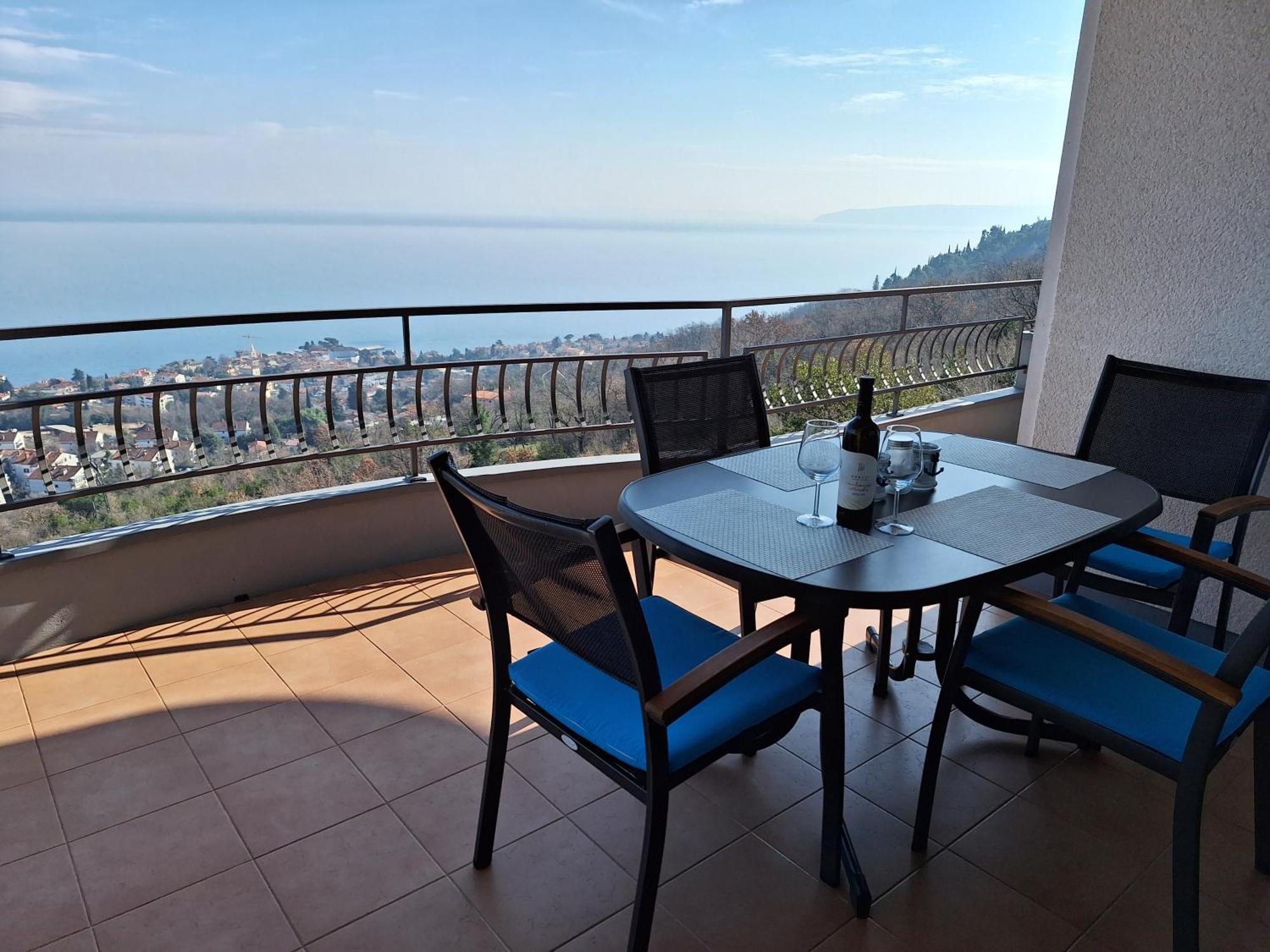 Villa Suzy-Apartments Suzana Lovran Buitenkant foto